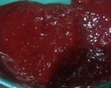 A picture of step 4 of Strawberry milkshake.