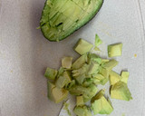 Foto del paso 2 de la receta: Sándwich de ensalada de aguacate
