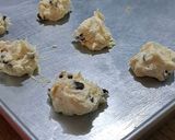 Foto langkah ke 4 dari resep Vanilla cookies choco chips.