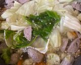 Foto langkah ke 2 dari resep Sup Bakso Sayur Bening.