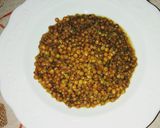 Foto del passaggio 3 della ricetta Lenticchie saporite