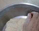 A picture of step 4 of Pizza Buns.