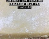 Une image de l'étape 4 de Sablés enrobés de chocolat blanc.