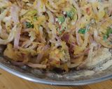 A picture of step 5 of Crispy Onion fritters.