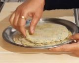 A picture of step 8 of Methi thepla.