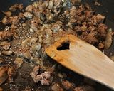 Hagymás csirkemáj zsírjában recept fázis 3 fotója