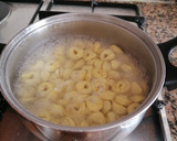 Foto del paso 1 de la receta: Tortellinis de carne a la crema con jamón y queso