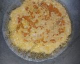 Foto langkah ke 3 dari resep Telur Dadar Kemiri.