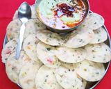 A picture of step 3 of Semolina mixed vegetable Idli.