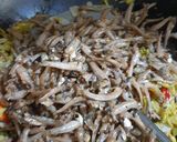 Foto langkah ke 5 dari resep Tumis bunga pepaya teri.
