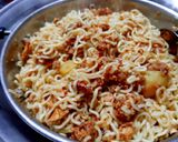 A picture of step 10 of Karahi Noodles.