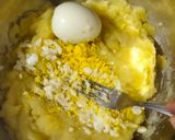 Foto langkah ke 2 dari resep Potato Croquette.