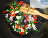 Foto langkah ke 2 dari resep Telur Ceplok Kecap.