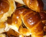 Foto del paso 7 de la receta: Medialunas de manteca !!