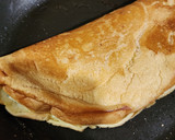 Foto del paso 4 de la receta: 🍳🥚🧀 Omelette Soufflé - Omelette Nube relleno de queso azul 🧀🥚🍳