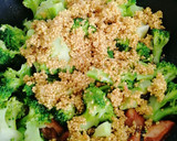Foto del paso 8 de la receta: Brócoli con setas y quinoa