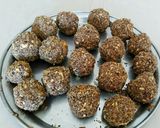 अलसी के लड्डू(Alsi ke laddu recipe in Hindi) रेसिपी चरण 4 फोटो