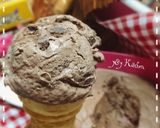 Foto langkah ke 3 dari resep Chocolate ice cream w brownies eggless.