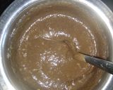 A picture of step 2 of Vanilla chocolate biscuit pudding.