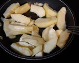 Foto del paso 1 de la receta Trampantojo. Patatas fritas con salsa de perejil y queso griego