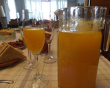 Foto del paso 3 de la receta: Agua de Valencia con fresas