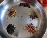 A picture of step 1 of Panch foran dal.
