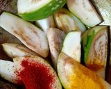 A picture of step 2 of Dahi baigan.
