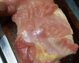 Hình bước làm 1 của món Gà cuộn giò nấm chiên
