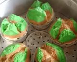 Foto langkah ke 3 dari resep Bolu Kukus Pandan Coklat.