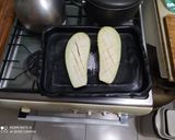 Foto del paso 1 de la receta: Berenjenas rellenas con queso magro!!
