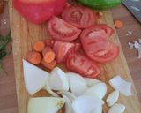 Foto del paso 1 de la receta Estofado de pollo/conejo con patatas