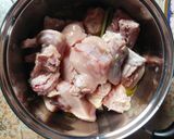 Foto langkah ke 4 dari resep Ayam (goreng) lengkuas.