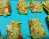 Foto del paso 5 de la receta: Calabacín con crema de piquillo y langostino
