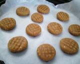 पीनट बटर कुकीज(Peanut butter cookies recipe in hindi) रेसिपी चरण 2 फोटो