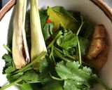 Foto langkah ke 1 dari resep Tom Yum Goong.