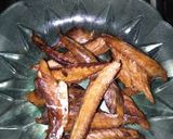 Foto langkah ke 1 dari resep Ikan pindang dan tempe bumbu tomat dan kemiri.