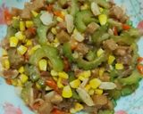 Foto langkah ke 4 dari resep Tumis Pare campur2.