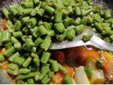 बरबटी शेंगा मिक्स बटाटा (Barbati Shenga Mix Batata Recipe In Marathi)
