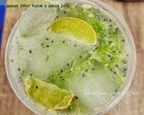 Foto langkah ke 1 dari resep Es Timun Serut dengan Sirup Melon dan Jeruk Nipis.