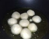 Foto langkah ke 3 dari resep Onde - Onde Simple isi Keju.