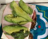 Foto del paso 3 de la receta: Tostada Saludable con Huevo Pochado