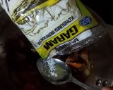 Foto langkah ke 5 dari resep Ikan Gabus Asin Masak Asam Manis.