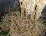 चाऊमिन (chowmein recipe in Hindi) रेसिपी चरण 4 फोटो