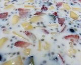 A picture of step 6 of Mango,berries fruit sago.
