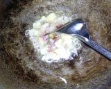 Foto langkah ke 2 dari resep Tumis Kubis Kedondong.