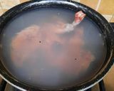 A picture of step 1 of Chicken corn soup.