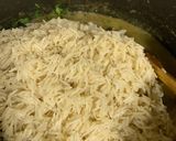 A picture of step 7 of Hary Masaly Ka Pulao (Green Pulao).