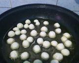 Foto langkah ke 6 dari resep Cimol kenyal anti meledak.