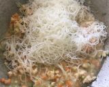 Foto langkah ke 4 dari resep Muffin Bihun Isi Ayam.
