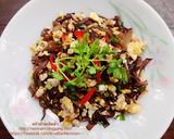รูปขั้นตอนการทำที่ 7 ของ เห็ดหูหนูผัดไข่